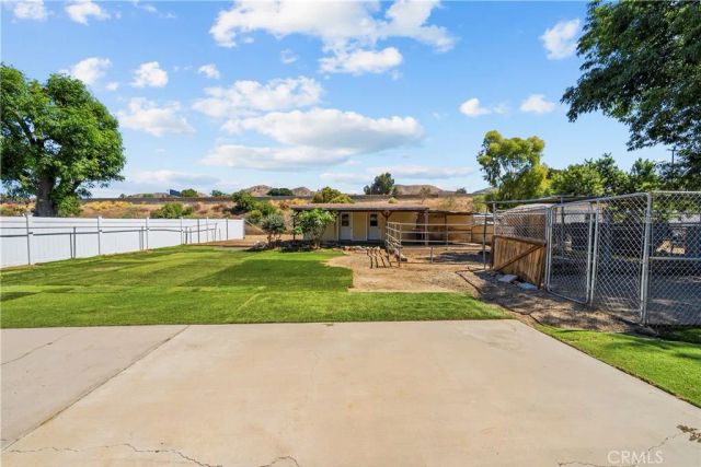 10525 Woldrich St., Sylmar, CA 91342