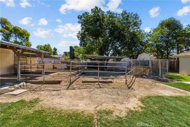 10525 Woldrich St., Sylmar, CA 91342