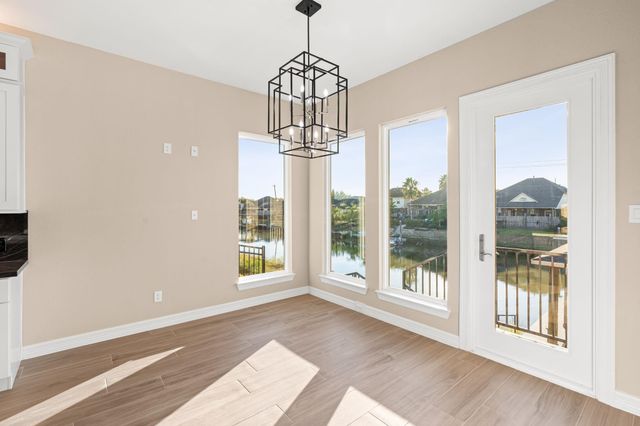 606 Appia Drive, Kemah, TX 77565