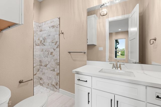 606 Appia Drive, Kemah, TX 77565