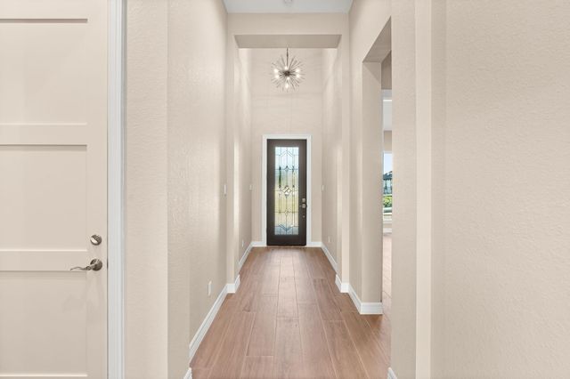 606 Appia Drive, Kemah, TX 77565