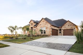 606 Appia Drive, Kemah, TX 77565