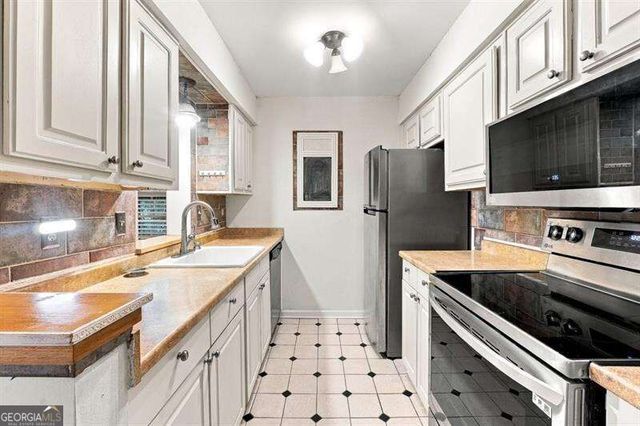 175 Barone Place NW, Atlanta, GA 30327