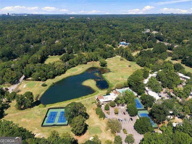175 Barone Place NW, Atlanta, GA 30327