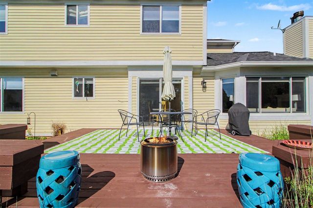 1452 Carston Lane, Chelsea, MI 48118