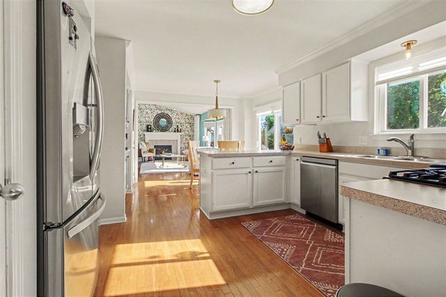 1452 Carston Lane, Chelsea, MI 48118