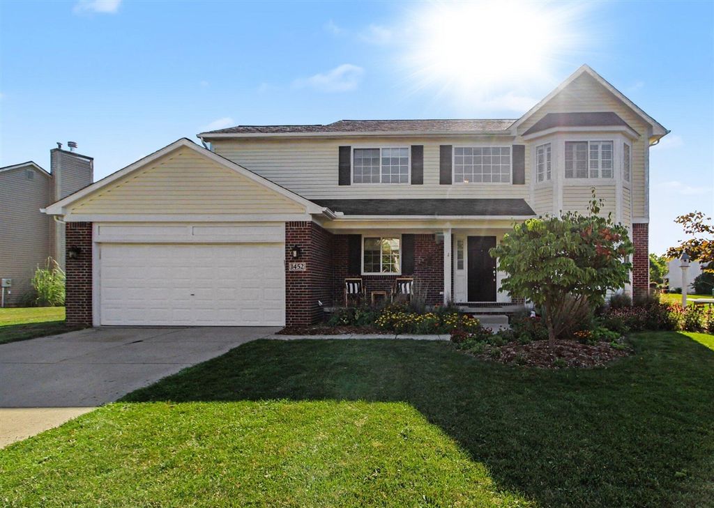 1452 Carston Lane, Chelsea, MI 48118