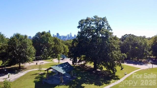 1435 Dean Street, Charlotte, NC 28216