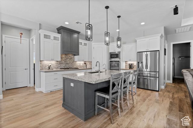 3243 S SANDSTONE DR, Hurricane, UT 84737