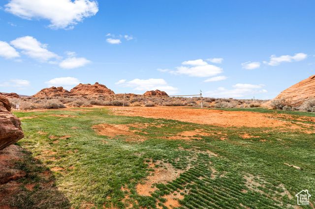 3243 S SANDSTONE DR, Hurricane, UT 84737