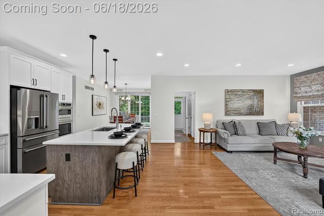 49515 Taft Lane, Canton, MI 48188