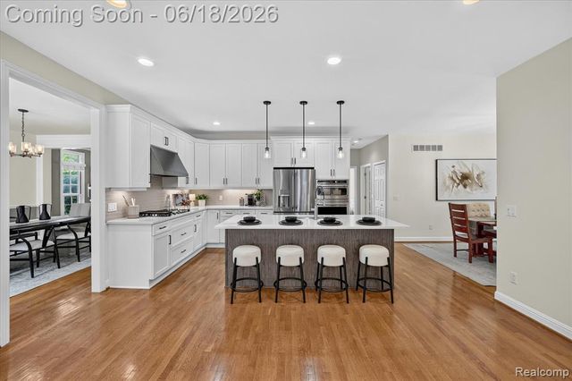 49515 Taft Lane, Canton, MI 48188