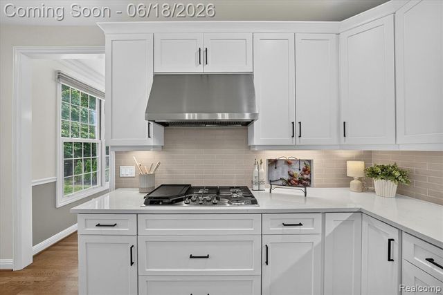 49515 Taft Lane, Canton, MI 48188