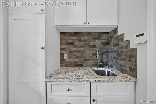 49515 Taft Lane, Canton, MI 48188