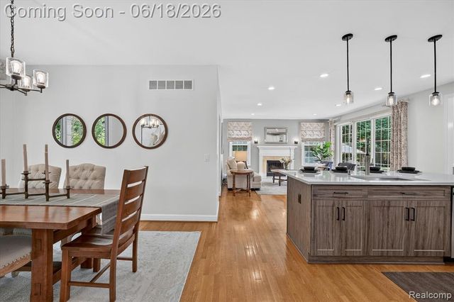 49515 Taft Lane, Canton, MI 48188