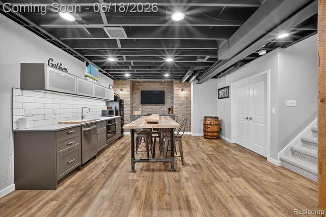 49515 Taft Lane, Canton, MI 48188