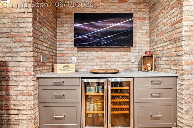 49515 Taft Lane, Canton, MI 48188