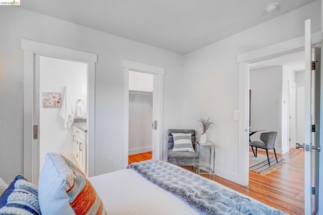920 55Th St, Oakland, CA 94608