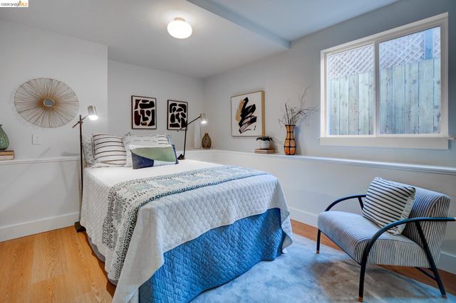 920 55Th St, Oakland, CA 94608