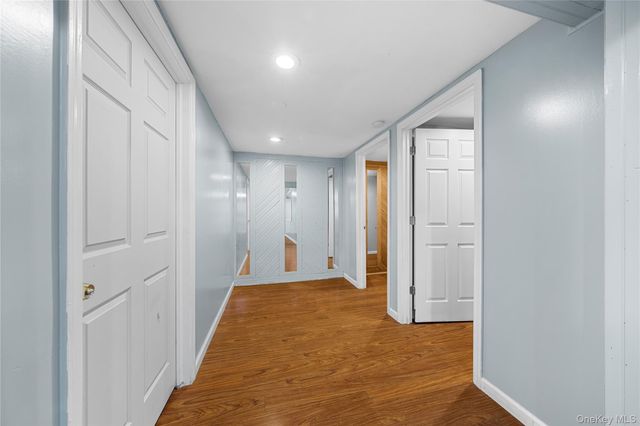 318 W 16th Street, Deer Park, NY 11729