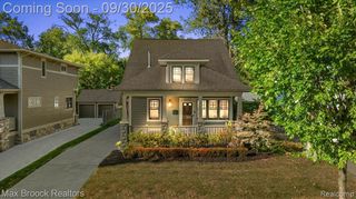 1207 Villa Road, Birmingham, MI 48009