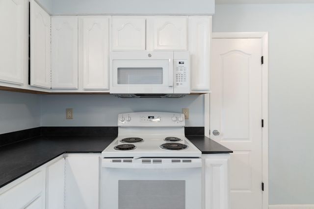 1421 Mixon Drive, Fort Walton Beach, FL 32547