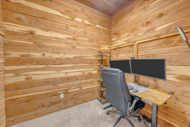 399 Rosewood Ln, Smithville, TN 37166