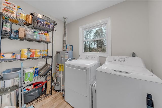 399 Rosewood Ln, Smithville, TN 37166