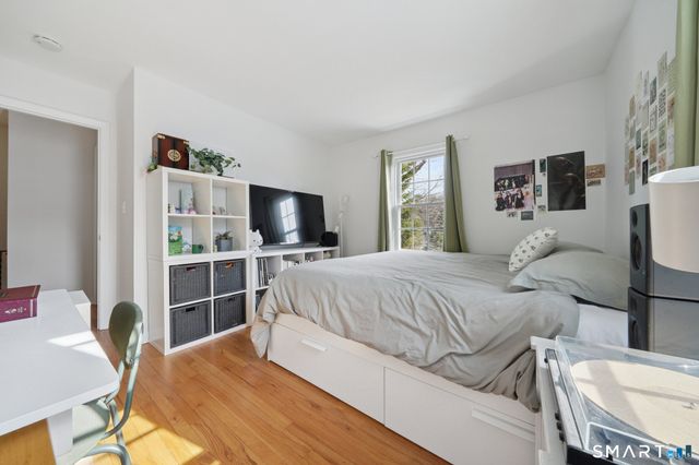 84 Parade Hill Road 84, New Canaan, CT 06840