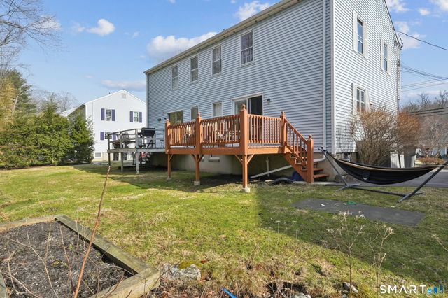 84 Parade Hill Road 84, New Canaan, CT 06840