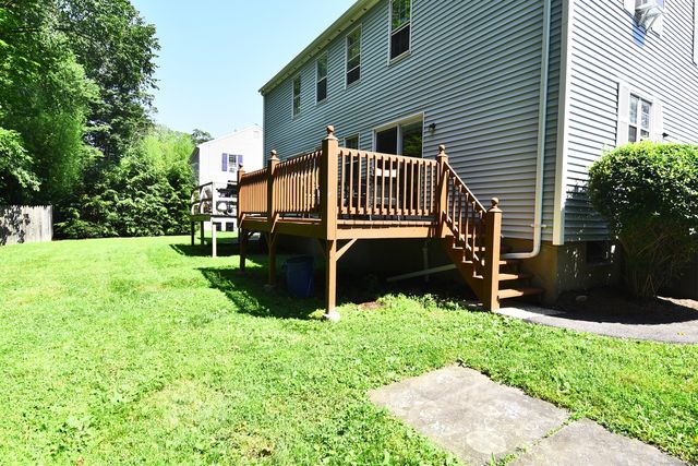 84 Parade Hill Road 84, New Canaan, CT 06840