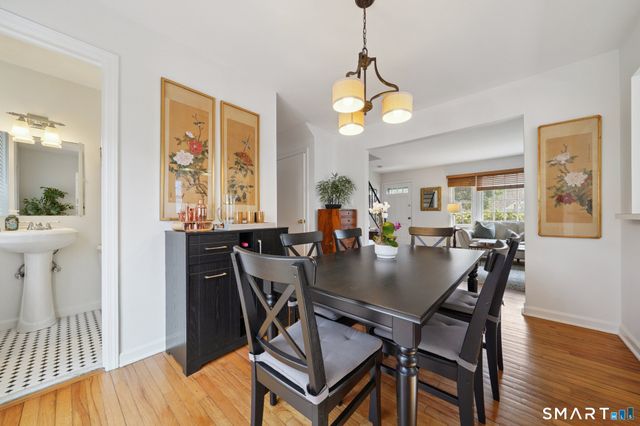 84 Parade Hill Road 84, New Canaan, CT 06840