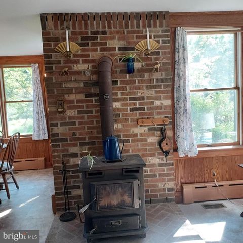 329 PENN TITUSVILLE RD, Pennington, NJ 08534