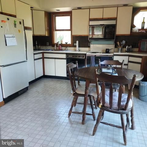 329 PENN TITUSVILLE RD, Pennington, NJ 08534