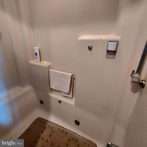 329 PENN TITUSVILLE RD, Pennington, NJ 08534