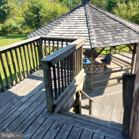 329 PENN TITUSVILLE RD, Pennington, NJ 08534