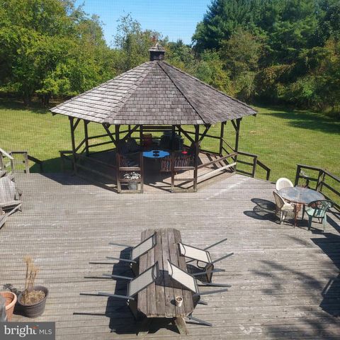 329 PENN TITUSVILLE RD, Pennington, NJ 08534