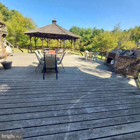 329 PENN TITUSVILLE RD, Pennington, NJ 08534