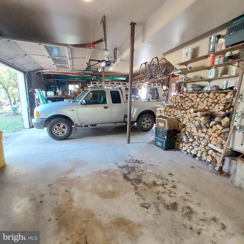 329 PENN TITUSVILLE RD, Pennington, NJ 08534