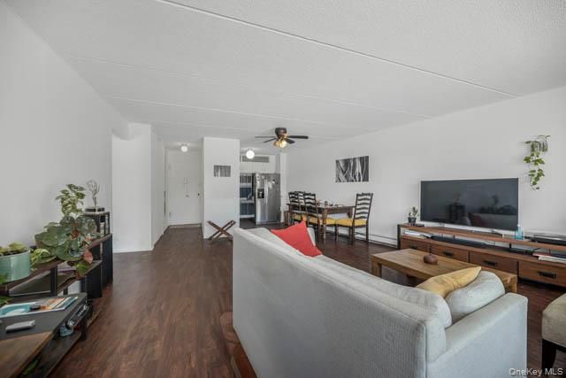 1120 Warburton Avenue 1F, Yonkers, NY 10701