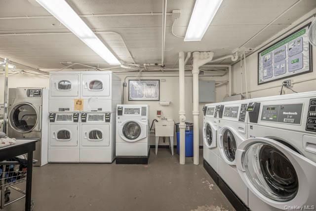 1120 Warburton Avenue 1F, Yonkers, NY 10701