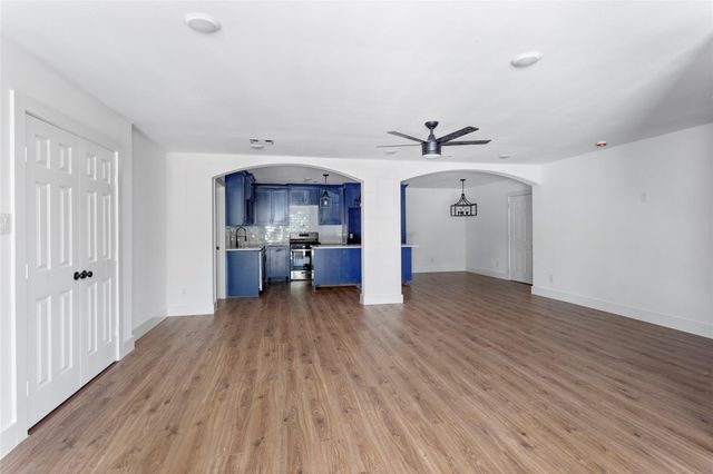 5811 Northridge Drive, Houston, TX 77033