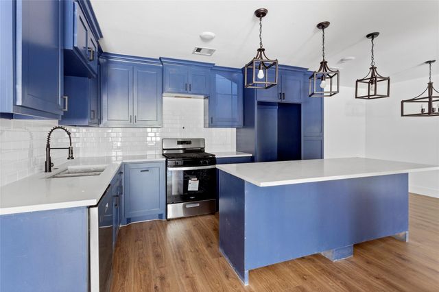 5811 Northridge Drive, Houston, TX 77033