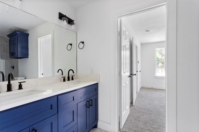5811 Northridge Drive, Houston, TX 77033