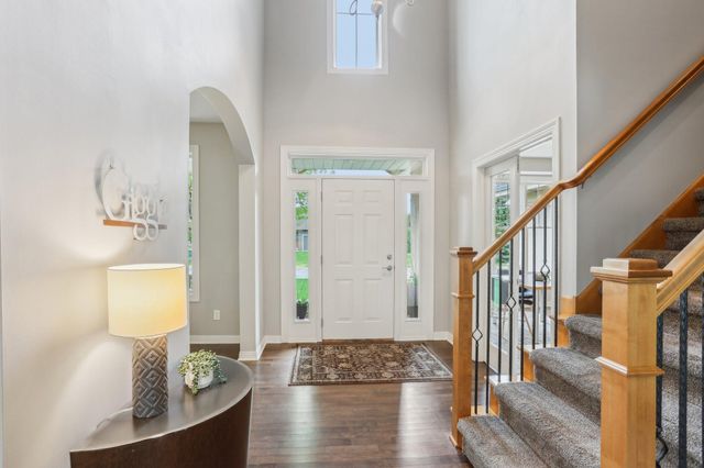 11560 Ashley Court, Inver Grove Heights, MN 55077