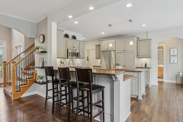 11560 Ashley Court, Inver Grove Heights, MN 55077