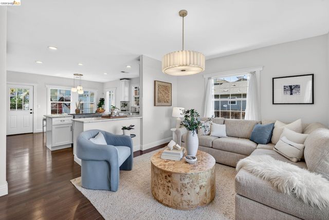 1075 41St St, Emeryville, CA 94608