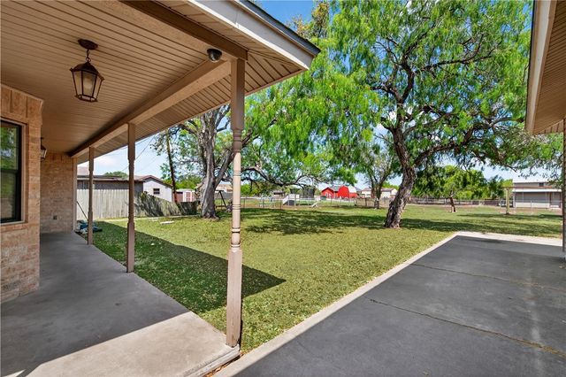 5320 County Road 73a, Robstown, TX 78380