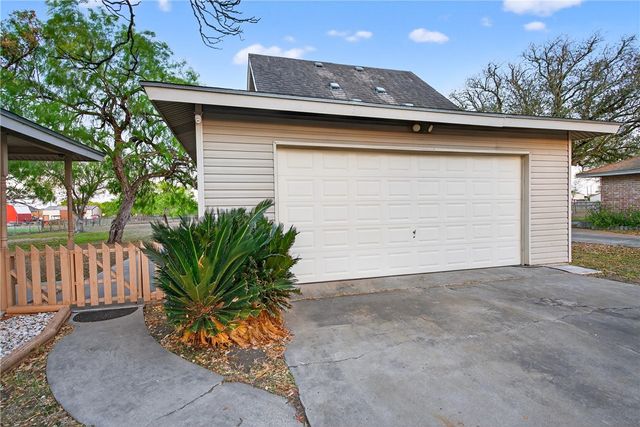 5320 County Road 73a, Robstown, TX 78380