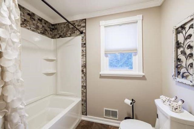 67 Rahway Lane, Gates, NY 14606